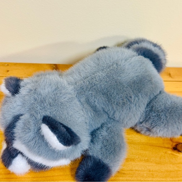Plush Raccoon - Picture 3 of 7